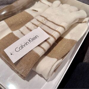 Calvin Klein Cream and Gold Striped Gloves and Scarf Set